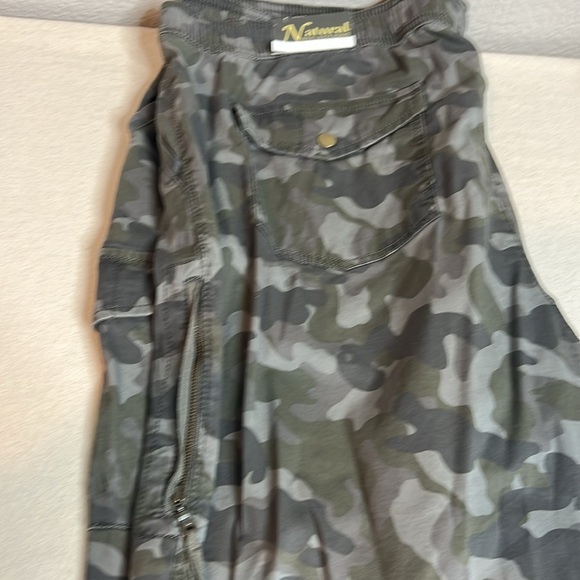 Natural Reflections Camo Cargo Joggers XXL - Picture 7 of 10